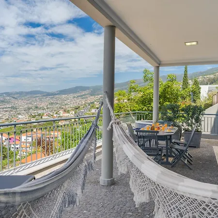 Bay Bliss By Atlantic Funchal (Madeira)